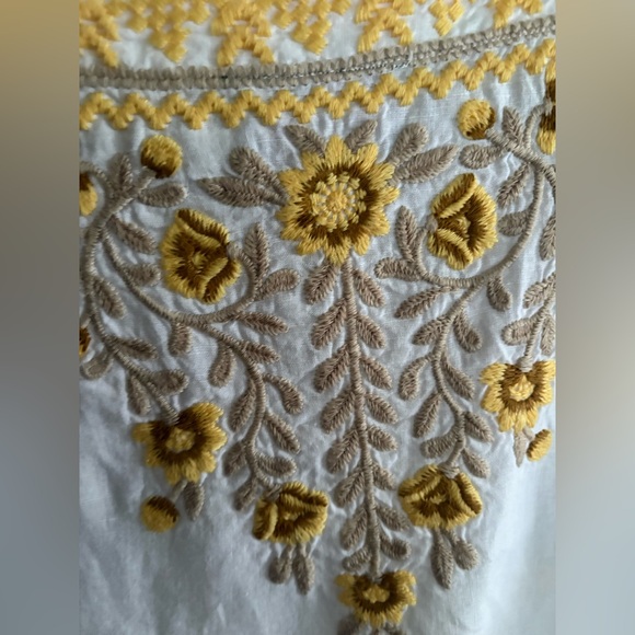 johnny was linen embroidered top xl - Picture 4 of 5